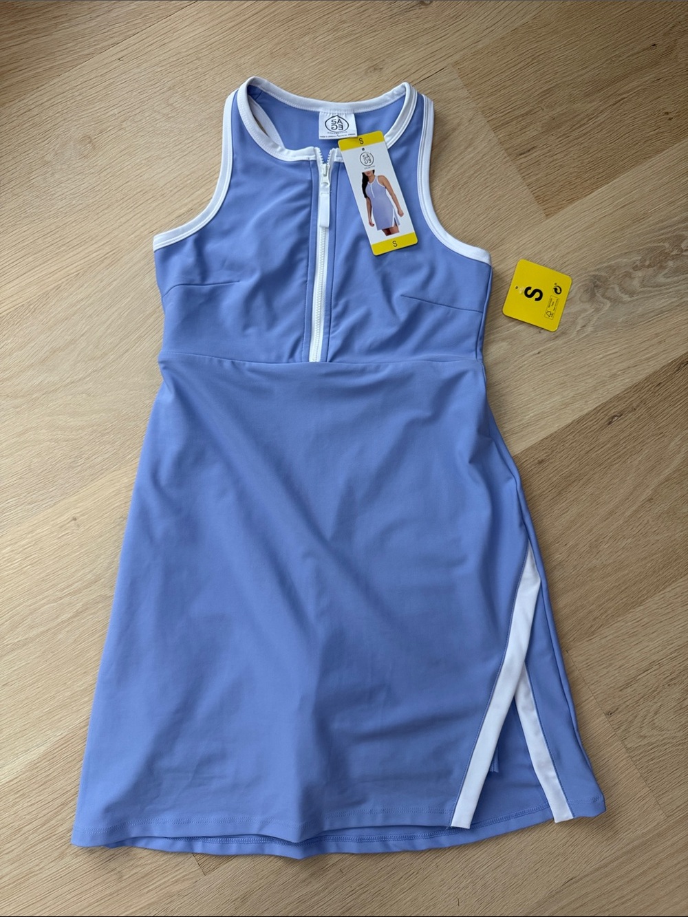 🎾 NWT. Sage Zip-Front Tennis Dress